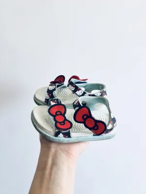 Hello Kitty Sandals // 6 Toddler