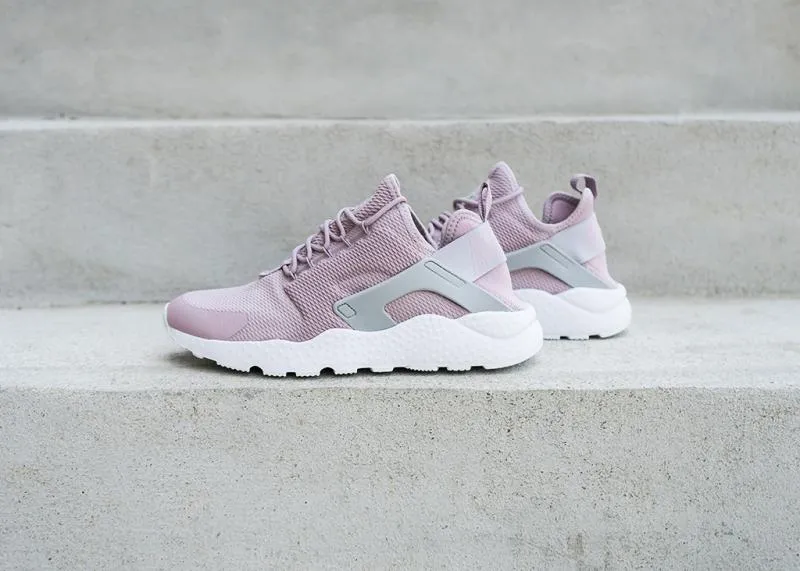Nike W Air Huarache Run Ultra