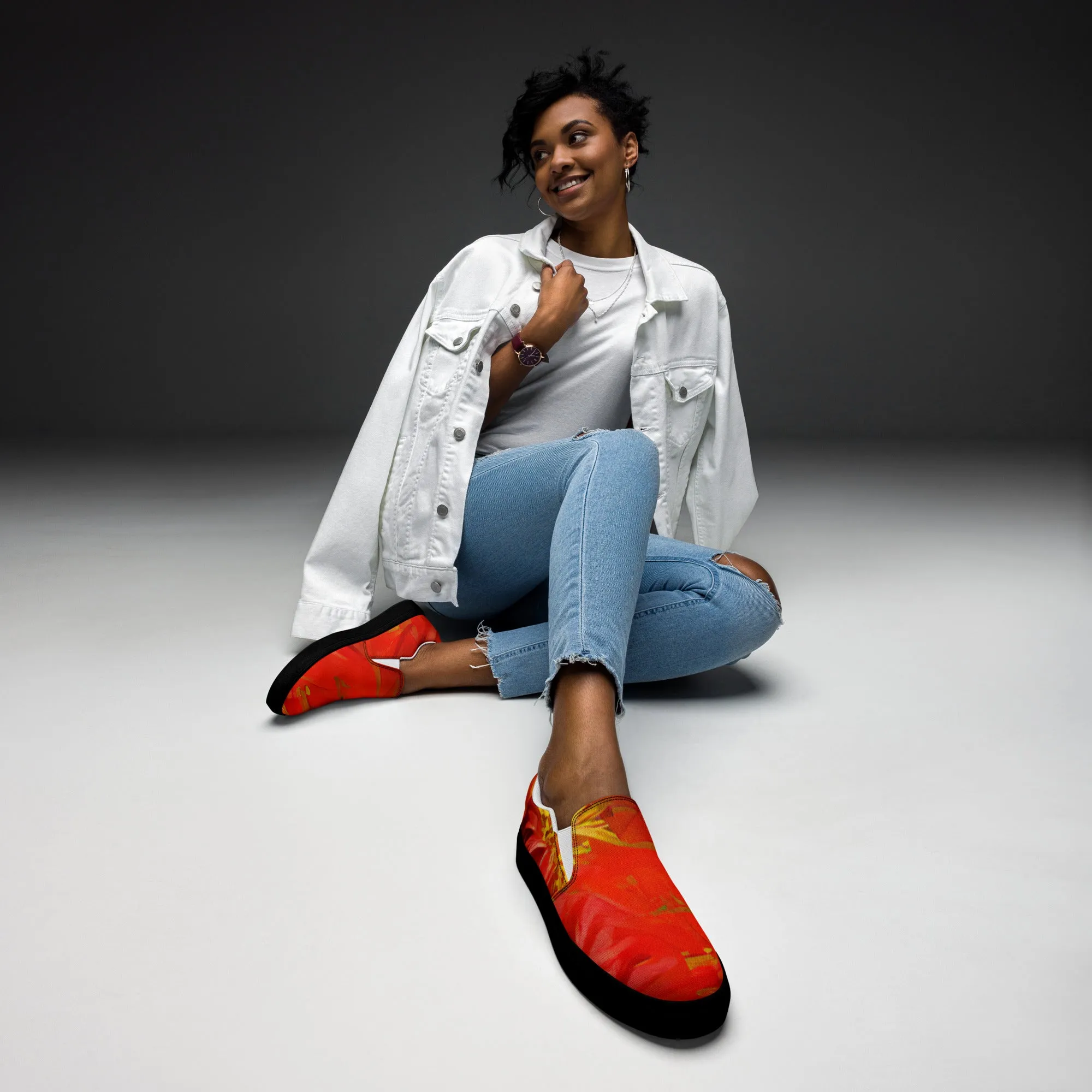 Qízhì - Womens Slip-On Canvas Shoes