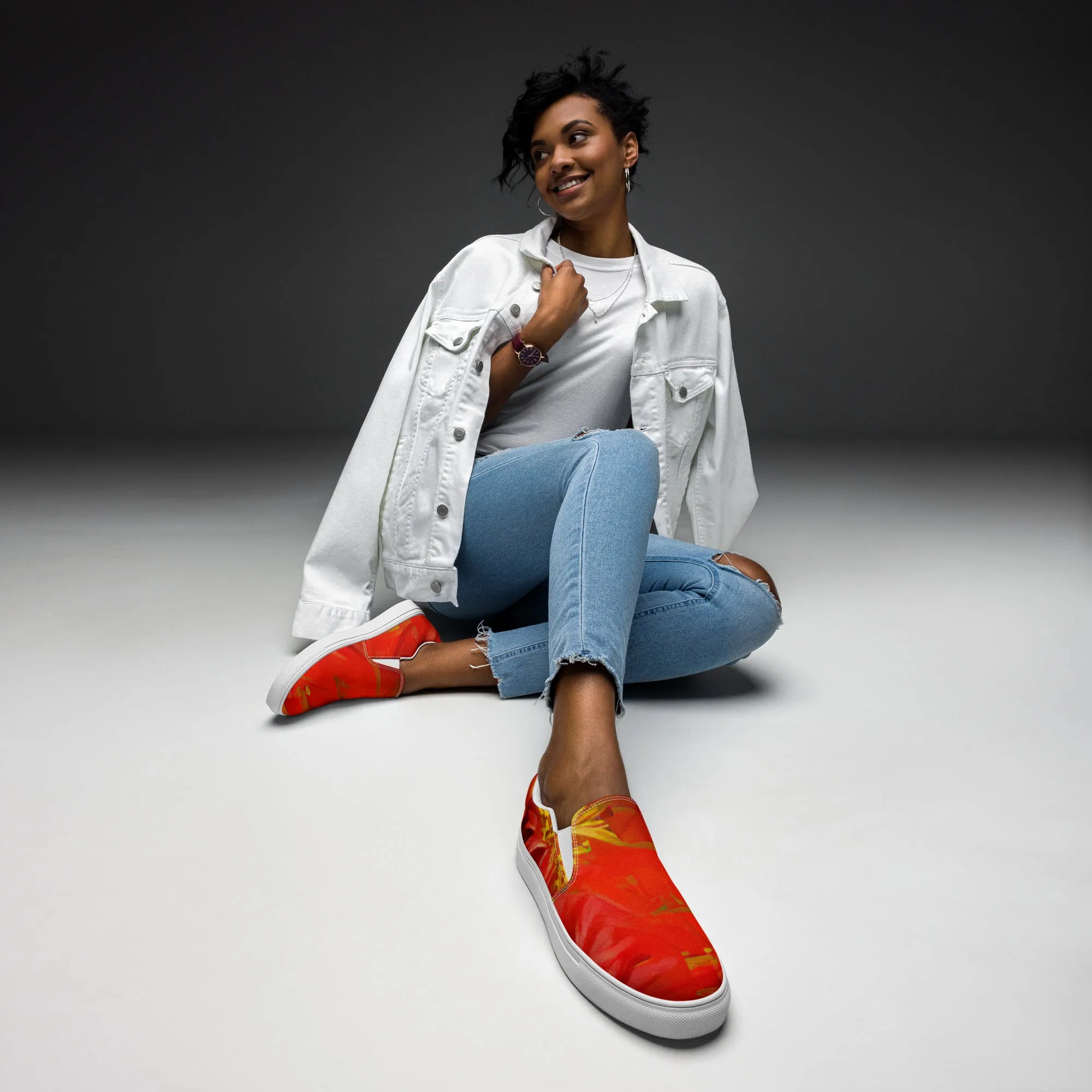 Qízhì - Womens Slip-On Canvas Shoes