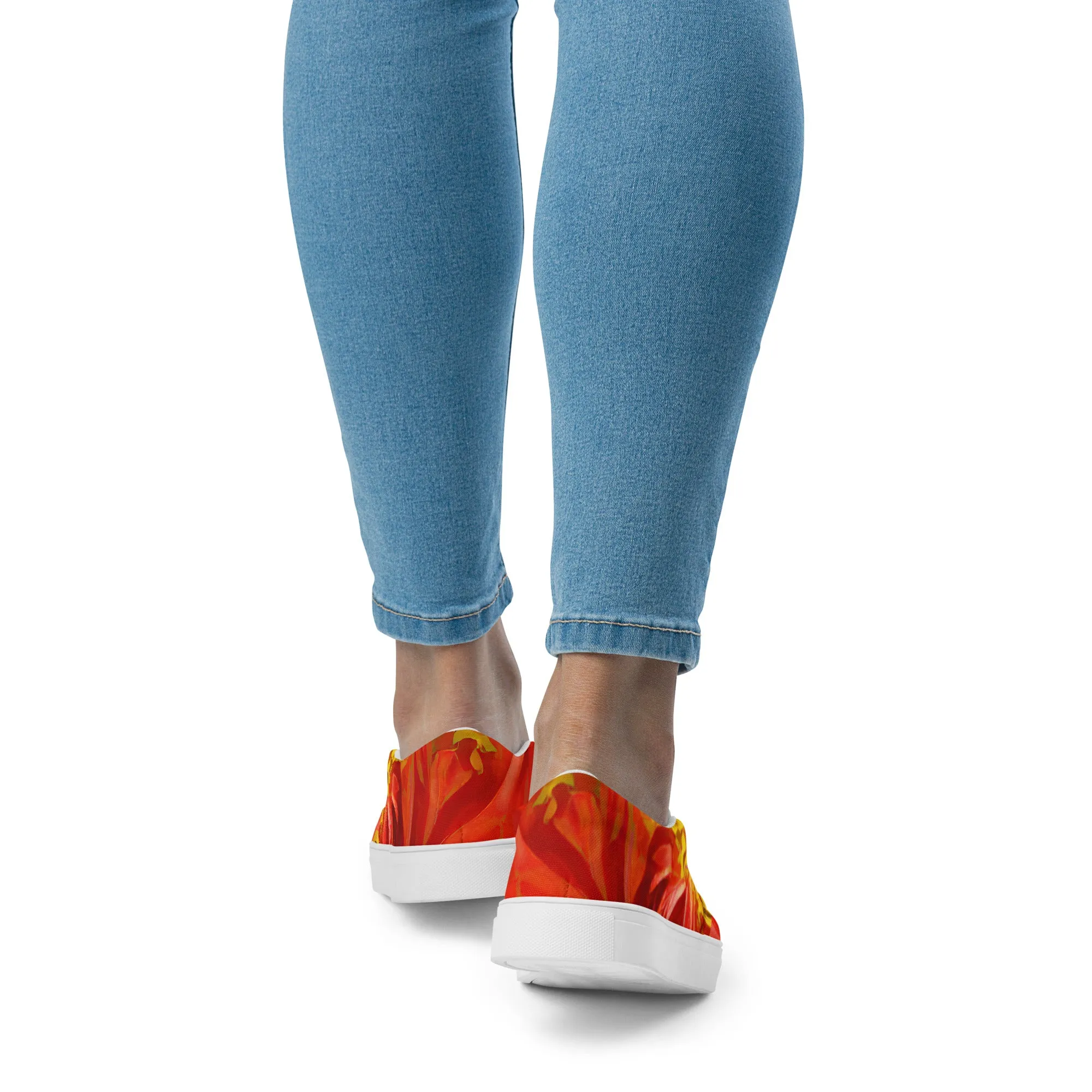 Qízhì - Womens Slip-On Canvas Shoes