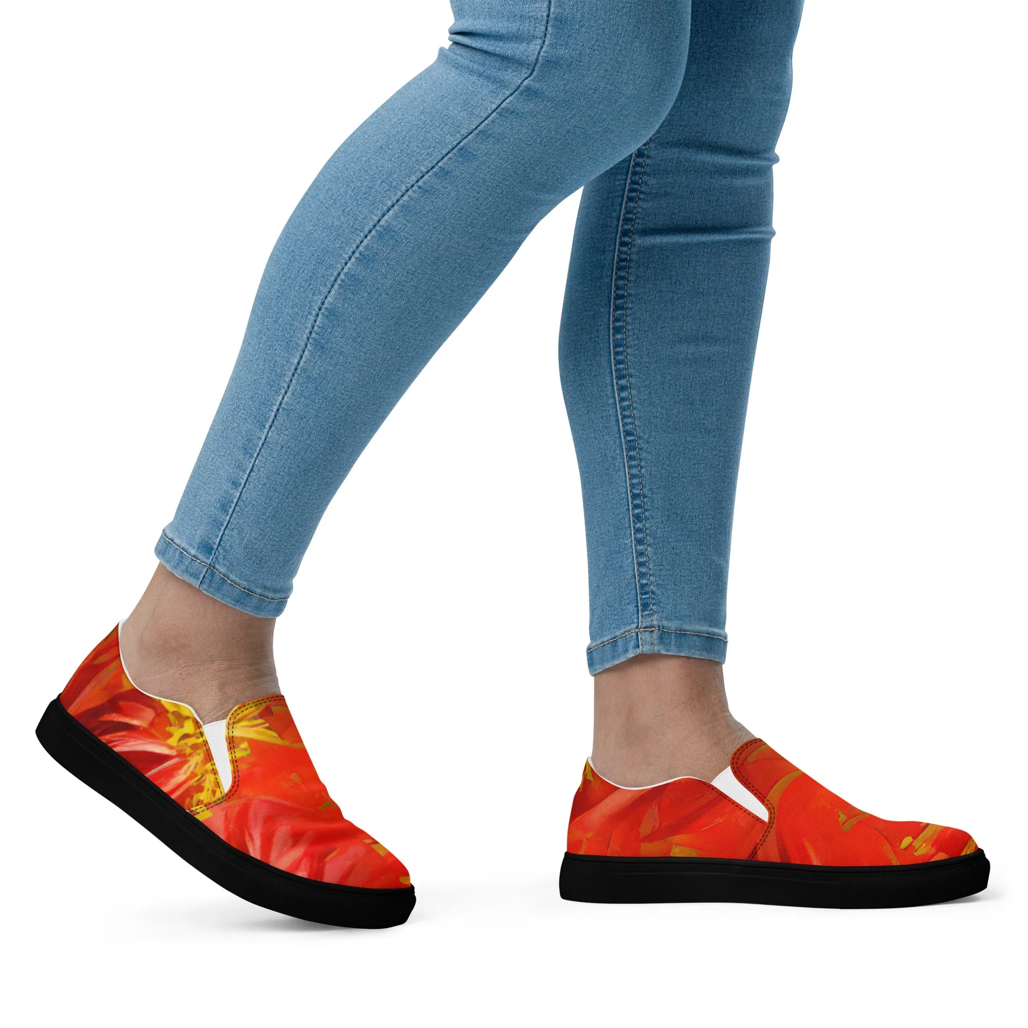Qízhì - Womens Slip-On Canvas Shoes